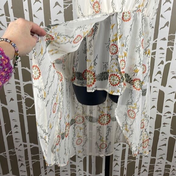 NEW $34 Boho Floral Fly Away Front Longline Sheer Tank Top sz M - Picture 7 of 10